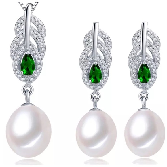 🎁 Swarovski Crystals The Jaye Natural Pearl Set - Picture 1 of 4